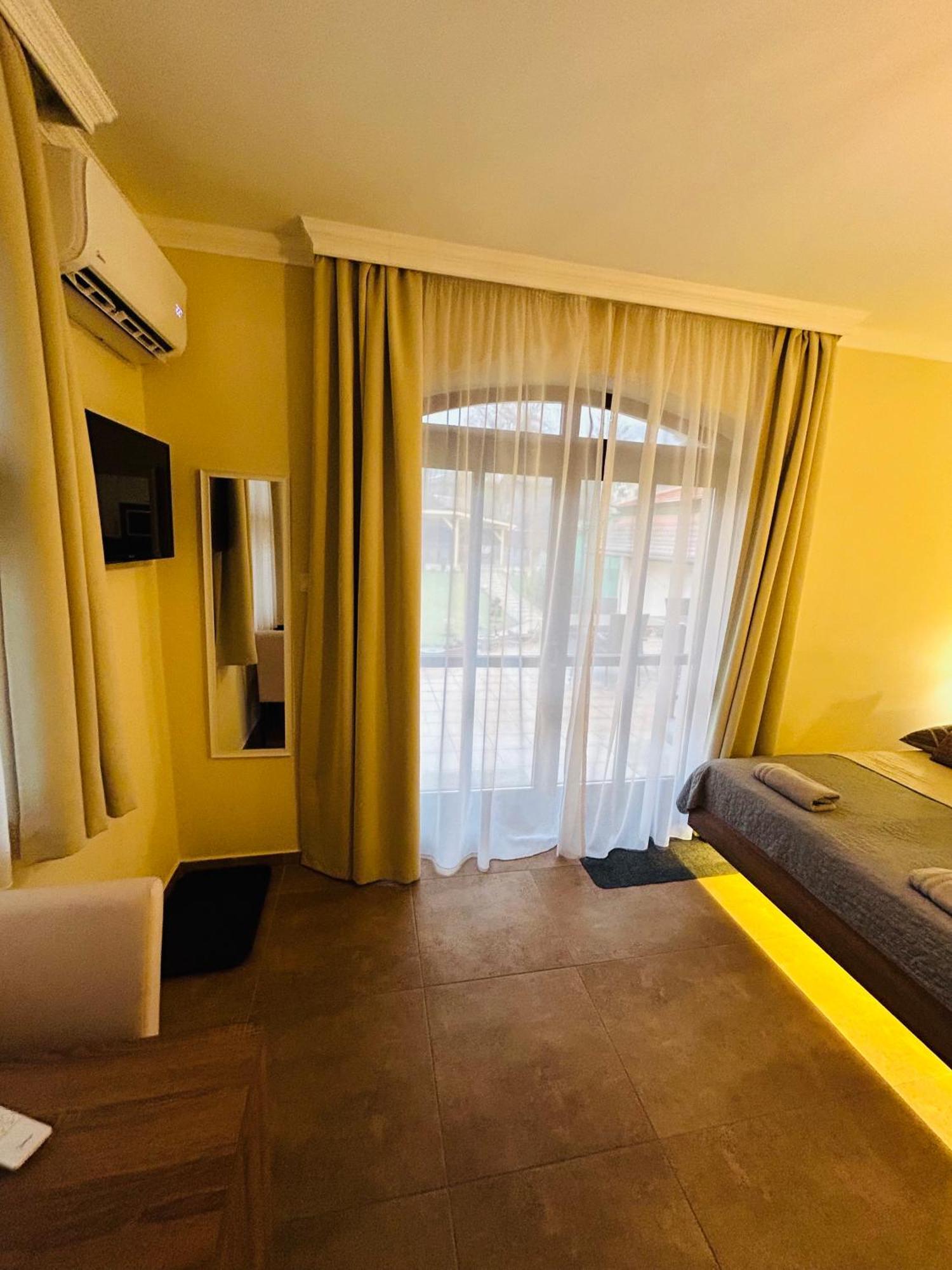 Harmonia Vendeghaz Hotel Miskolc Luaran gambar