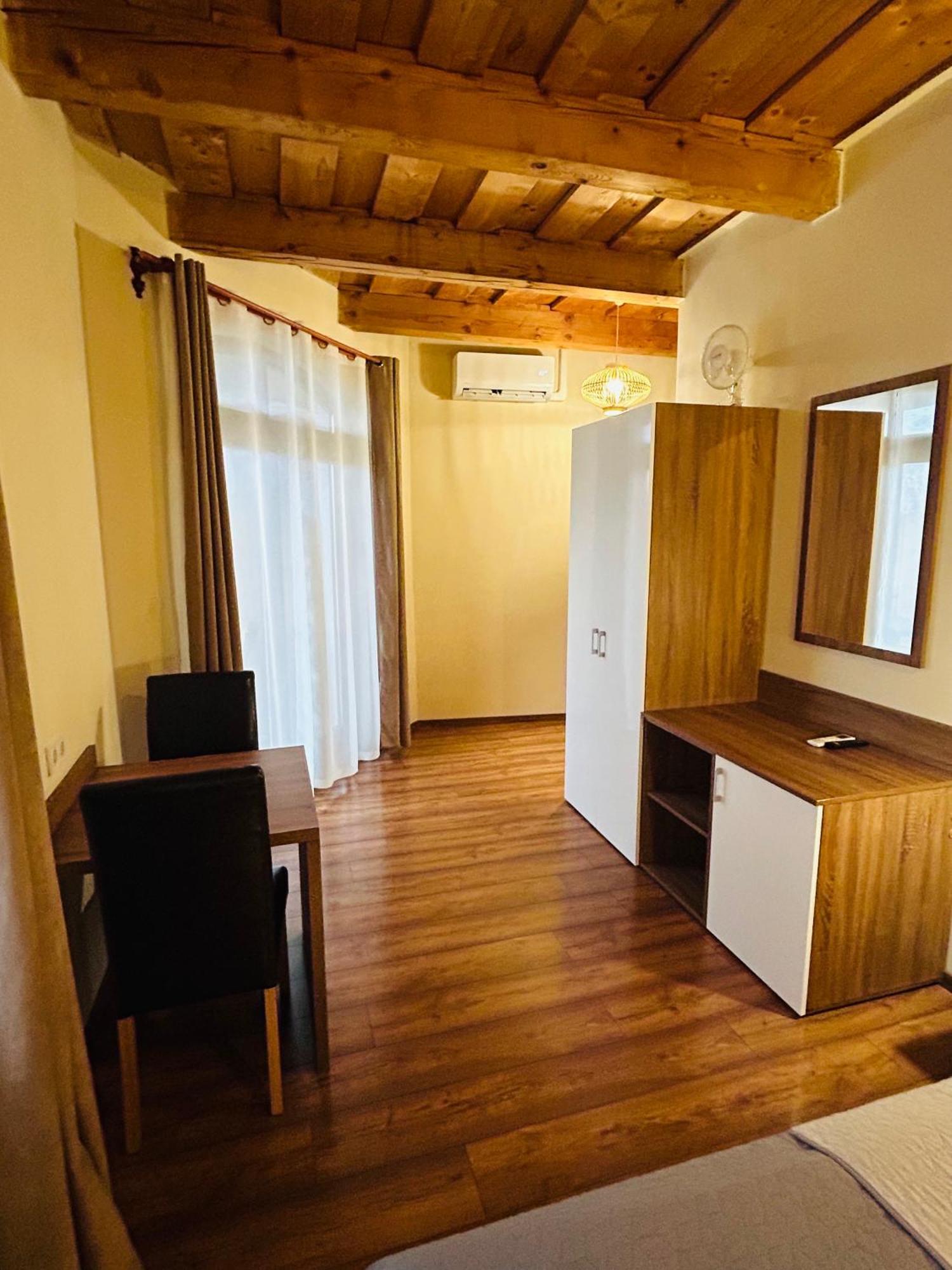 Harmonia Vendeghaz Hotel Miskolc Luaran gambar