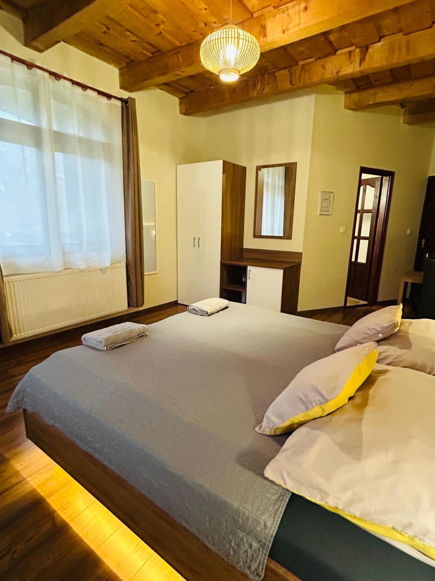 Harmonia Vendeghaz Hotel Miskolc Luaran gambar